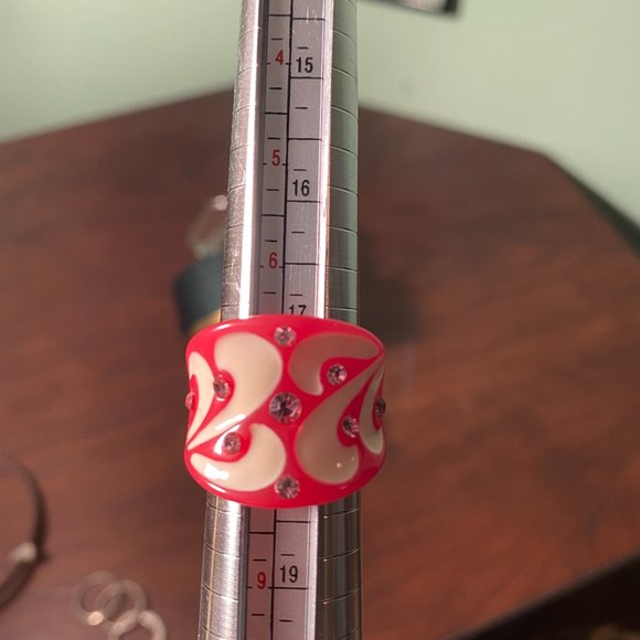 Pink Rhinestone Ring - Picture 2 of 2